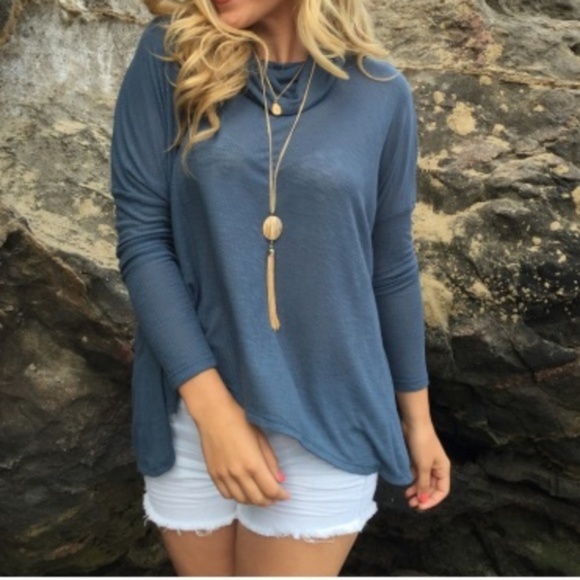 Blue Long Sleeves Turtle Neck with Open Back Sexy - Picture 3 of 3